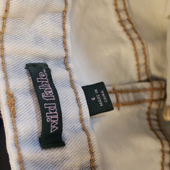 Wild Fable High Rise Crochet Cut-Off Jean Shorts Size 6 28W - Picture 5 of 9